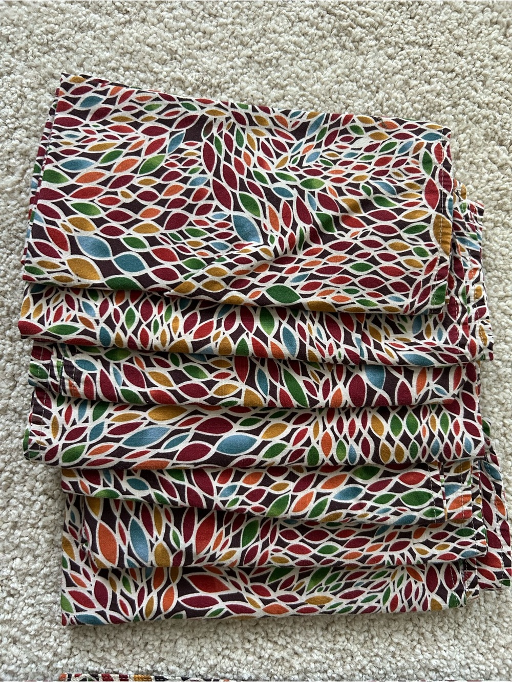 Multicolor Leaf Pattern Kitchen Napkins & Placemats - Set of 6